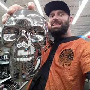 Meet your Posher, Yvan